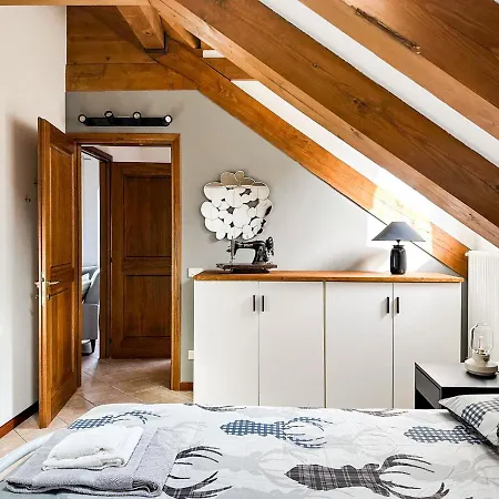 Mansarda Bucaneve Apartment *
